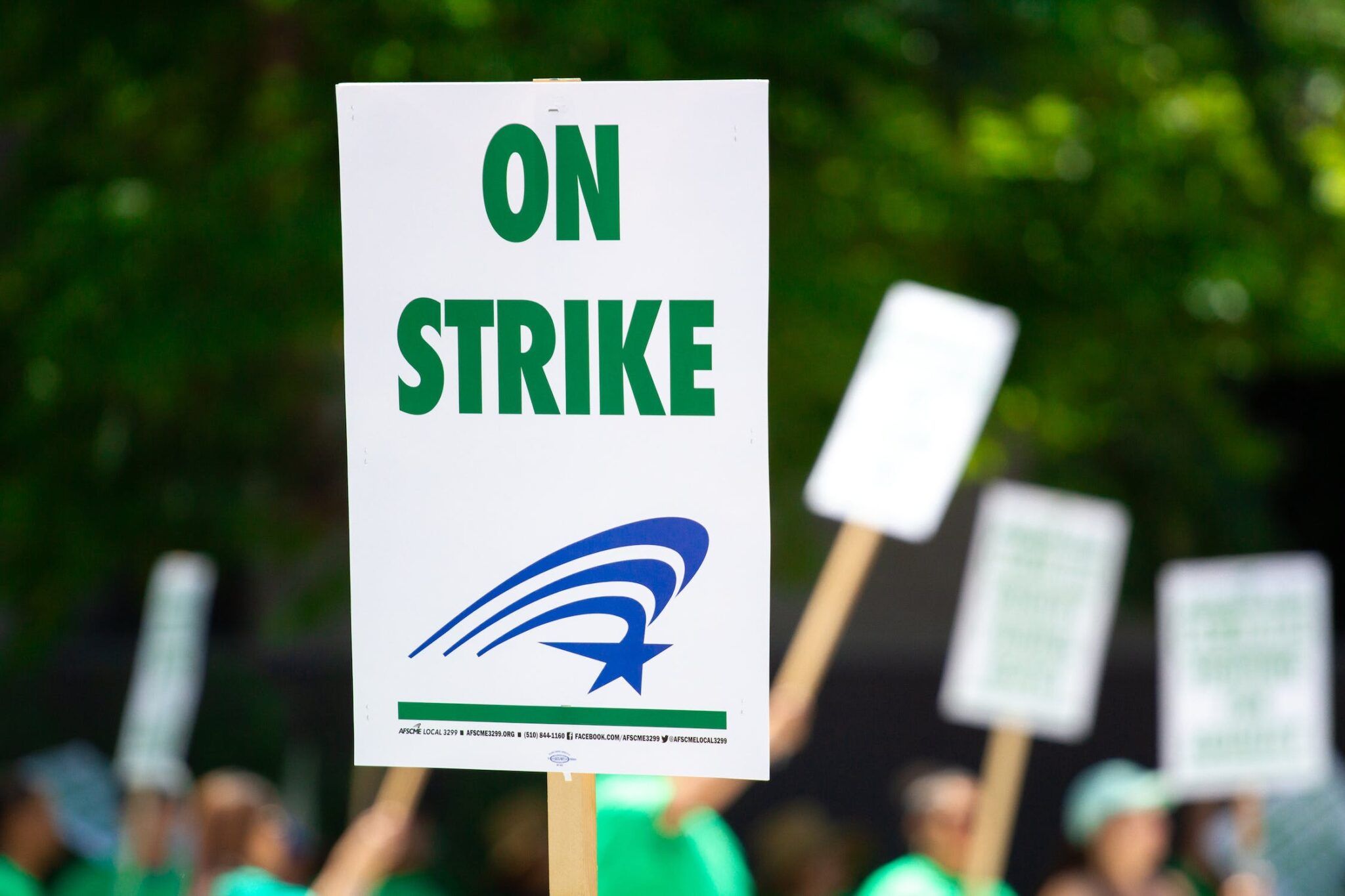 Bidenomics: United Auto Workers Union Authorizes STRIKE | WLT Report