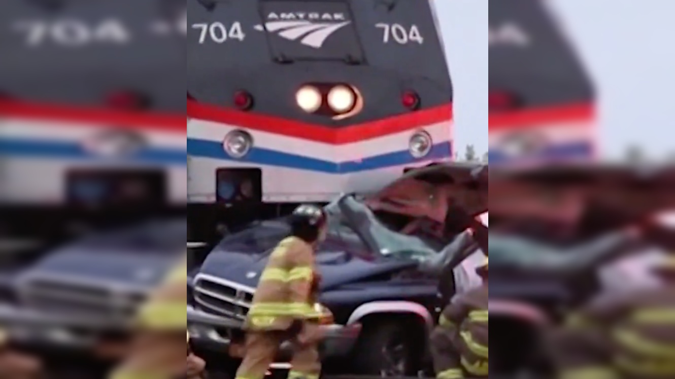 Amtrak Crashes Into Pickup Truck In New York, Three Reported Dead