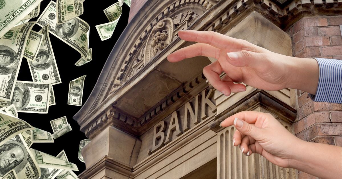 Expert warns: Banks will claim that your money is no longer yours, may freeze bank withdrawals