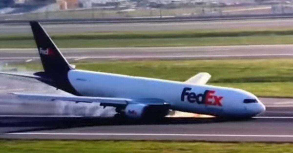 MUST SEE: Boeing 767 Cargo Plane Makes Dramatic Landing Without Front Landing Gear In Latest Mishap [VIDEO]