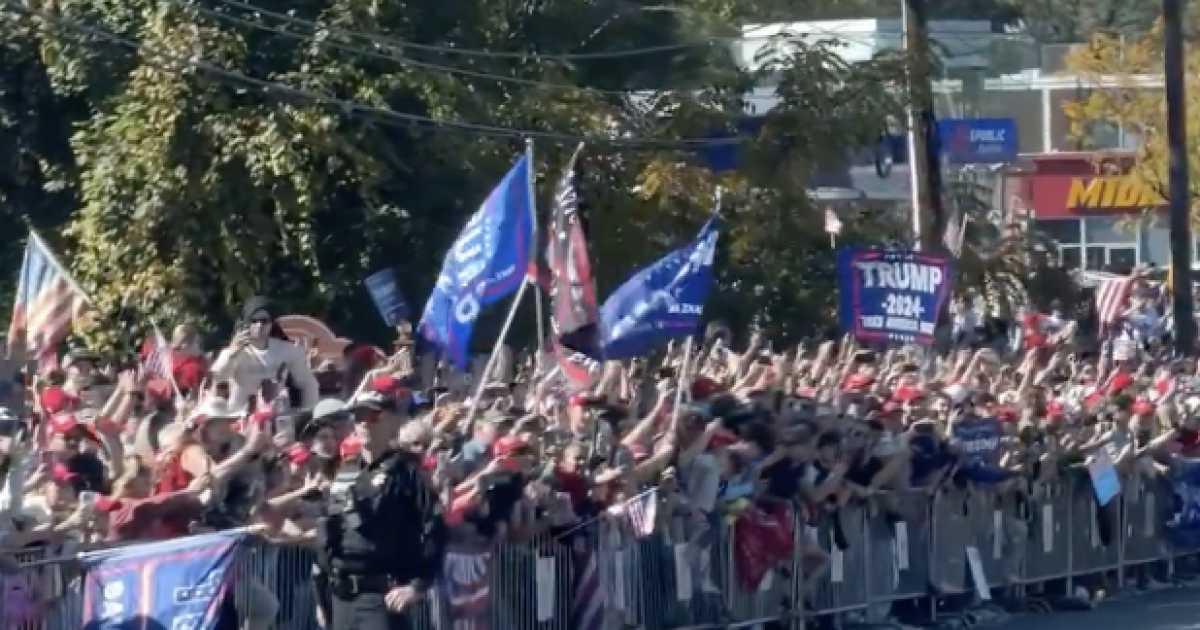 Massive Crowd Arrives Outside McDonald’s To Support Trump