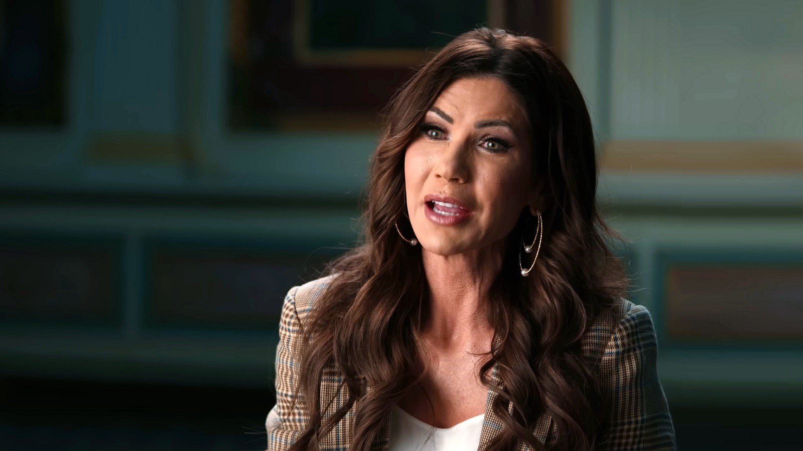 JUST IN: Kristi Noem’s Mother Reveals Details About Her Plans To Divorce Crossdressing Husband