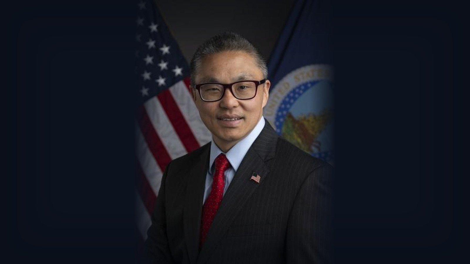 USDA Inspector General John Walk official portrait.