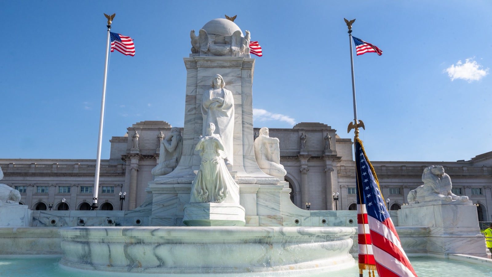 Columbus Circle Fountain in Washington, D.C., shown after restoration in the official White House D.C. beautification thread