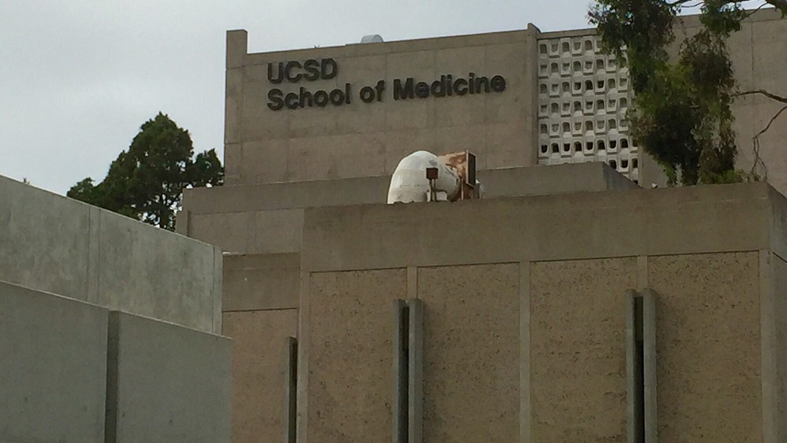 The main UC San Diego School of Medicine building in La Jolla, California